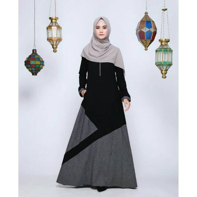 Daily Abaya Black XL Heaven Lights ZerinaBanu