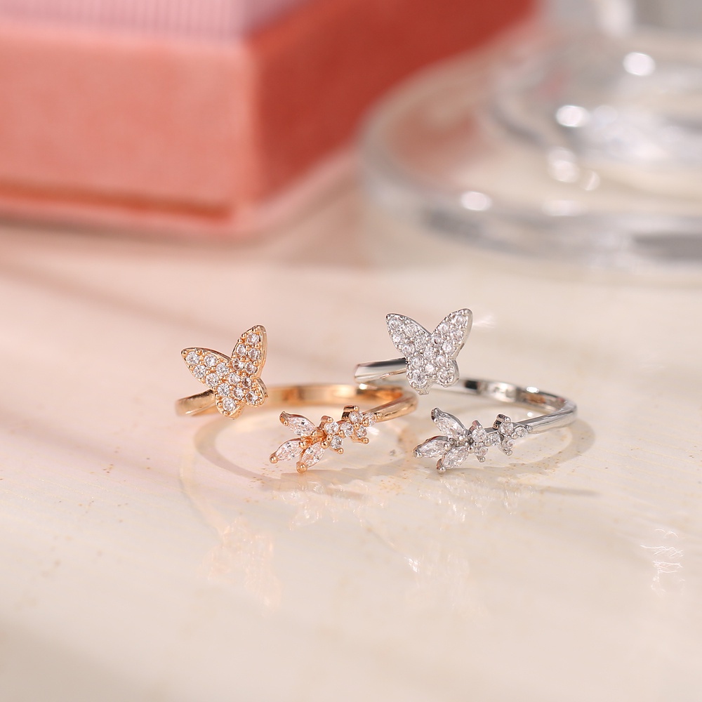 Cincin Model Terbuka Adjustable Desain Butterfly Heart Aksen Kristal Untuk Wanita