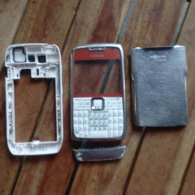 Casing Nokia E71 Original Istimewa