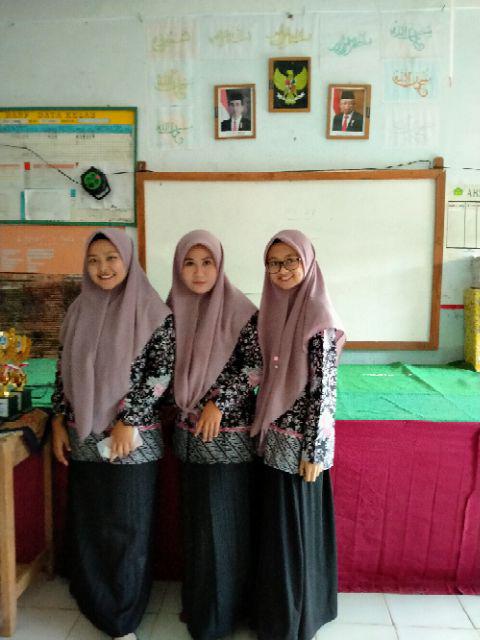 Atasan Batik Dolby Dolbi Dobby Doby Tenun Sutra Tulis Halus Katun Atbm Baron ,sarombit Atasan