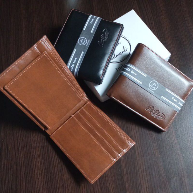 {anton hilmanto} dompet lipat biasa pria bahan kulit sintetis lokal pipa embos #dompet #dompetlipat #dompetpria #dompetcowok #dompetbagus #dompetkeren