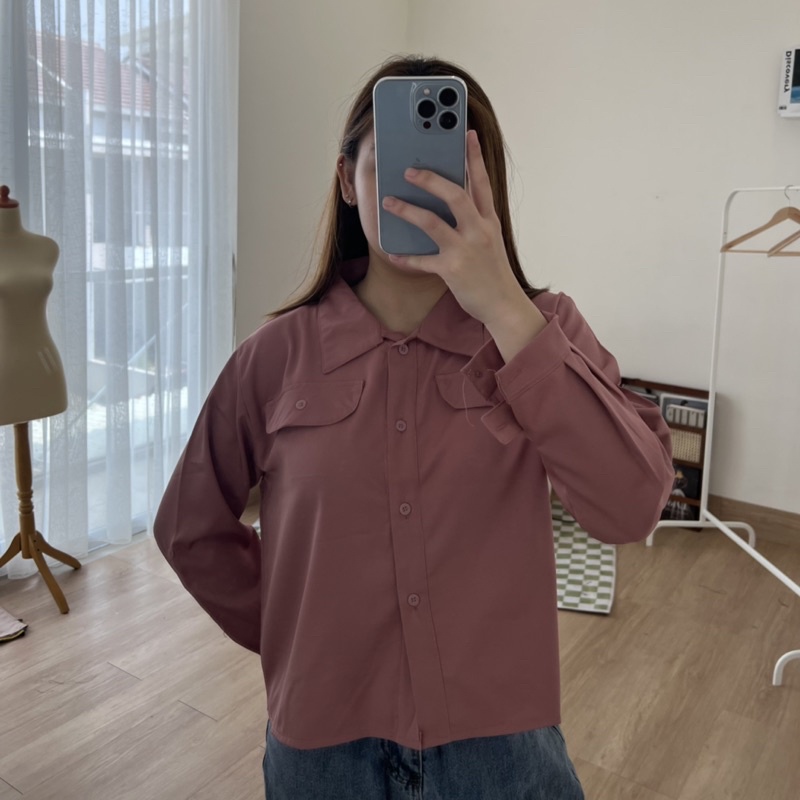 Alita Pocket Shirt / Kemeja Kantoran Wanita