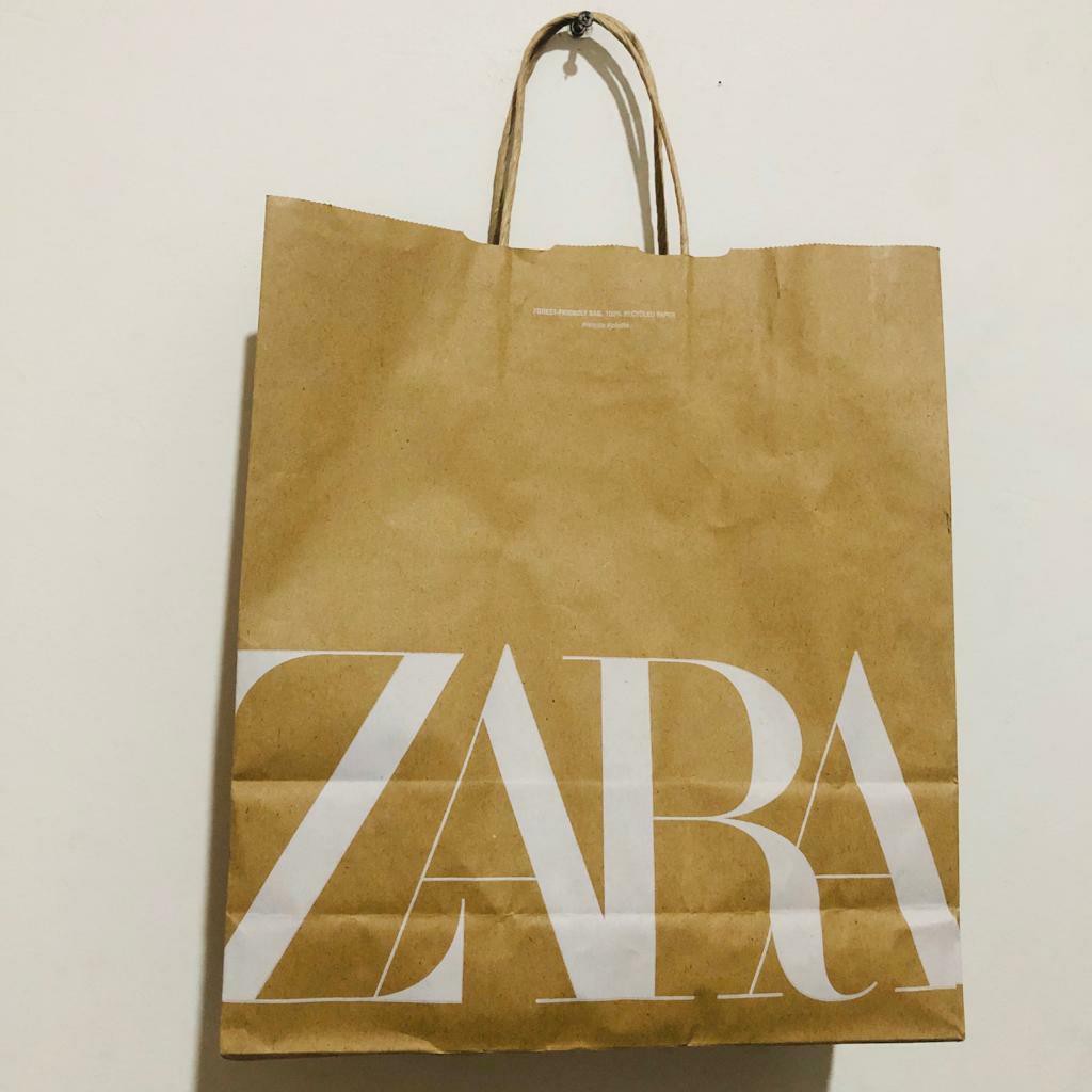 

ZARA Paper Bag / M (27,5 x 10 x 31,5 cm)