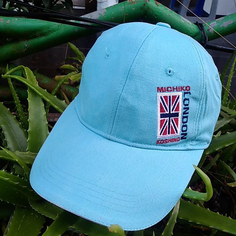 TOPI SECOND SIMPLE CAPS SECOND MICHIKO LONDON