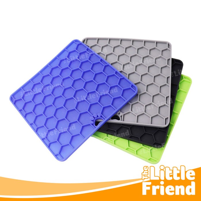 Dog Licking Mat Pad Tempat Makan Slow Feeder Silicone Anjing Kucing