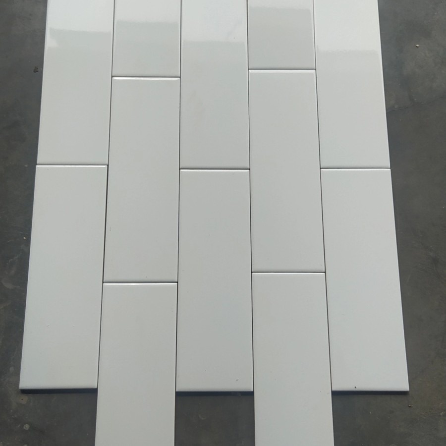 Keramik Mulia Subway | Keramik Dinding (Glossy) 10x30 cm