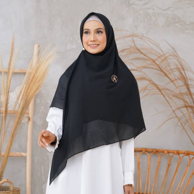 

Irsalina Basic Voal Scarf Syar'i Black