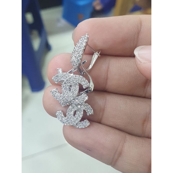 anting jepit gantung che* emas putih 750