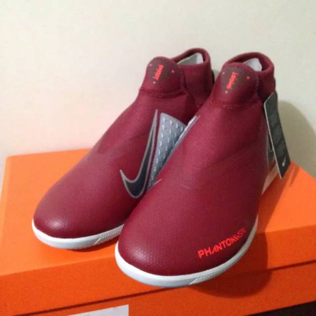 Sepatu Futsal Nike Phantom VSN Academy DF IC Team Red Original
