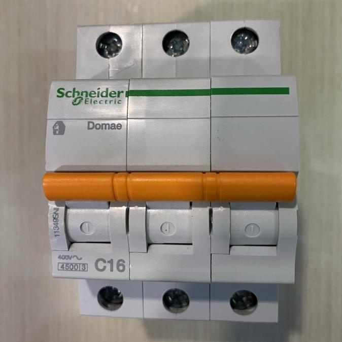 MCB 16A 3P Domae Schneider