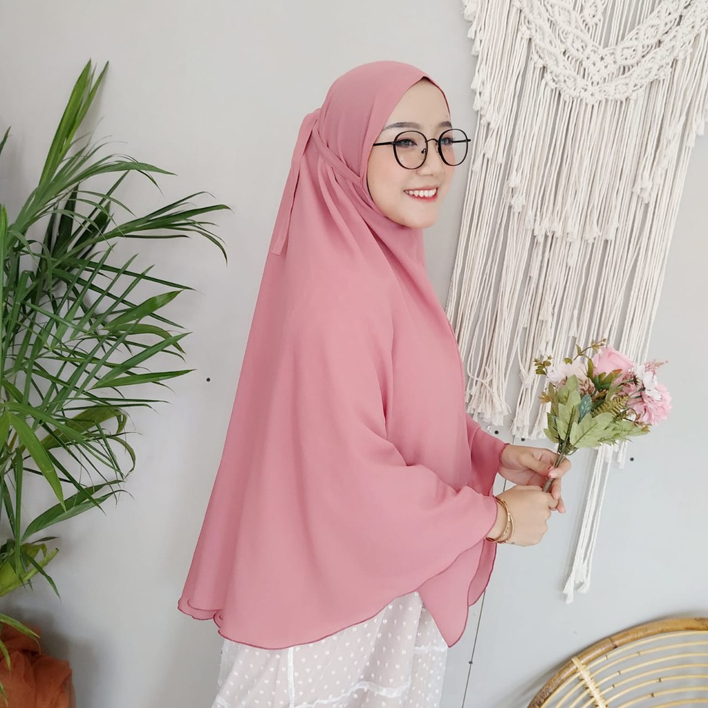 Hijab instan bergo Lova Syari Jilbab Instan Diamond Bergo Hijab instan bergo Lova Syari Jilbab Instan Diamond Bergo