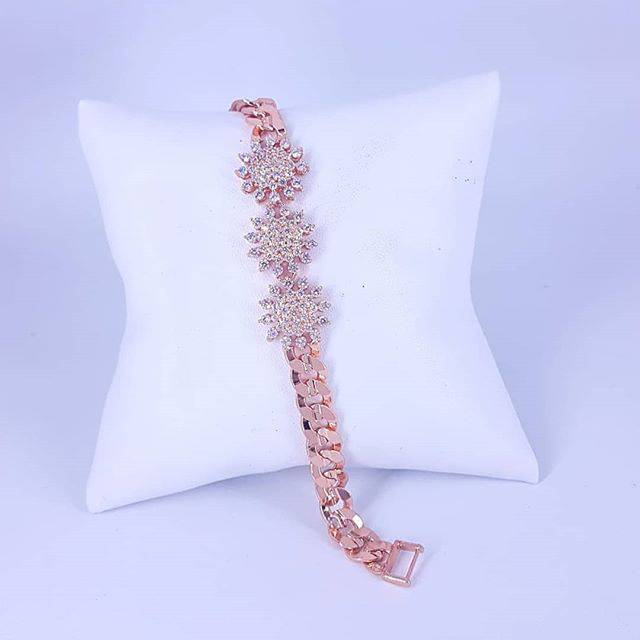 Gelang Tura Mewah Berlian Medan