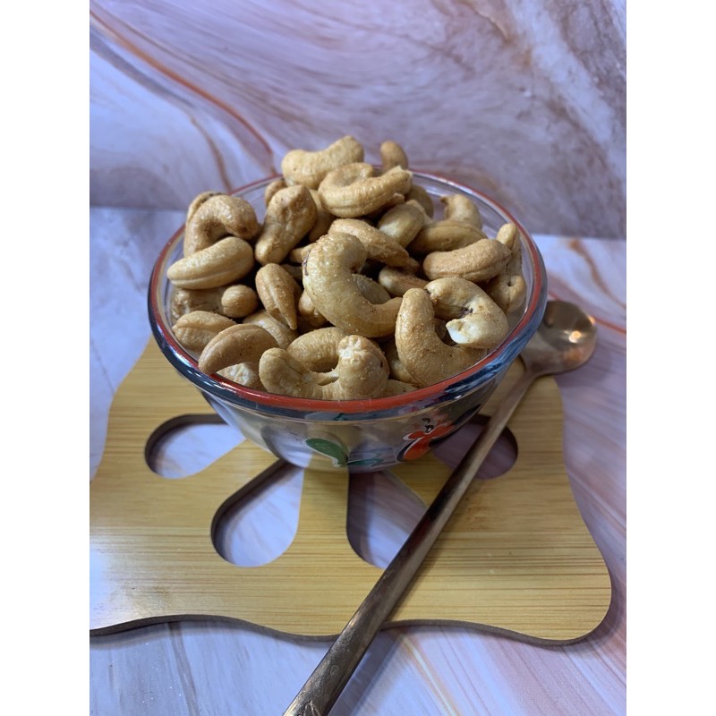 

kacang mede / mete original 500 gram kualitas super