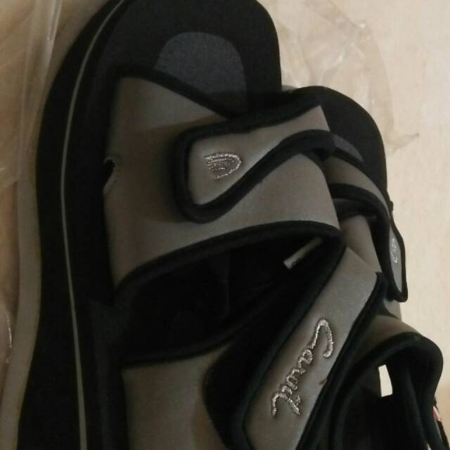 Obral Cuci Gudang  Sandal Wanita Merek Carvil