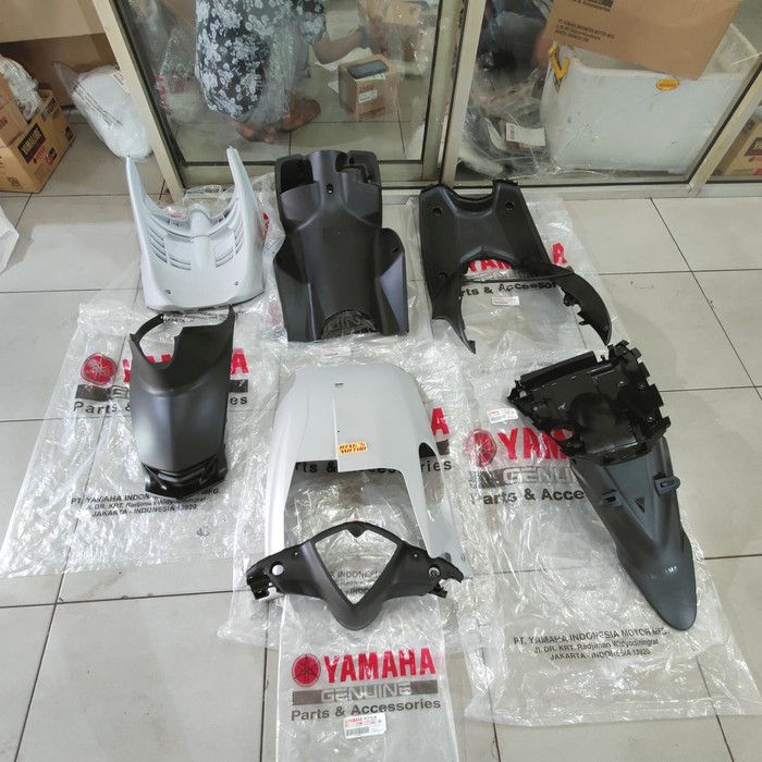 FULL COVER BODY KASAR MIO J ABU2 / PUTIH ASLI YAMAHA