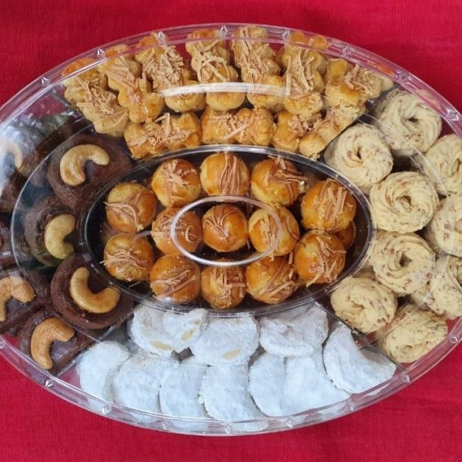 

Kue Kering Mix Hampers Oval Sarahasana_