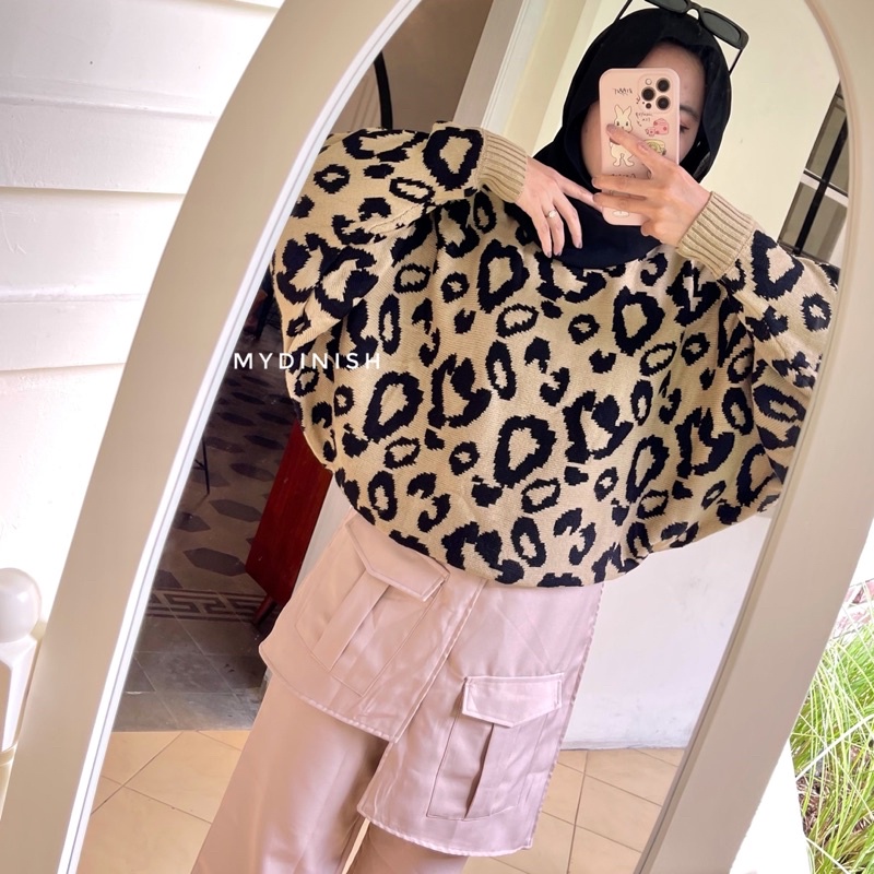 Lizzi Leopard batwing - Atasan Rajut Wanita