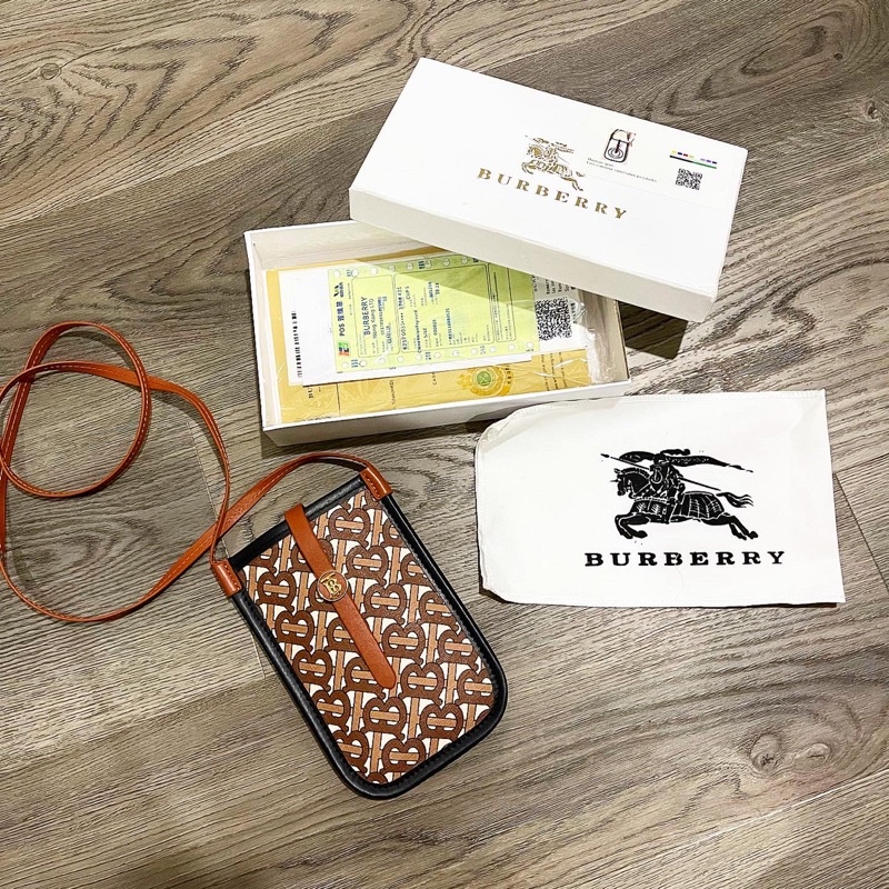 BURBERRY PHONE BAG