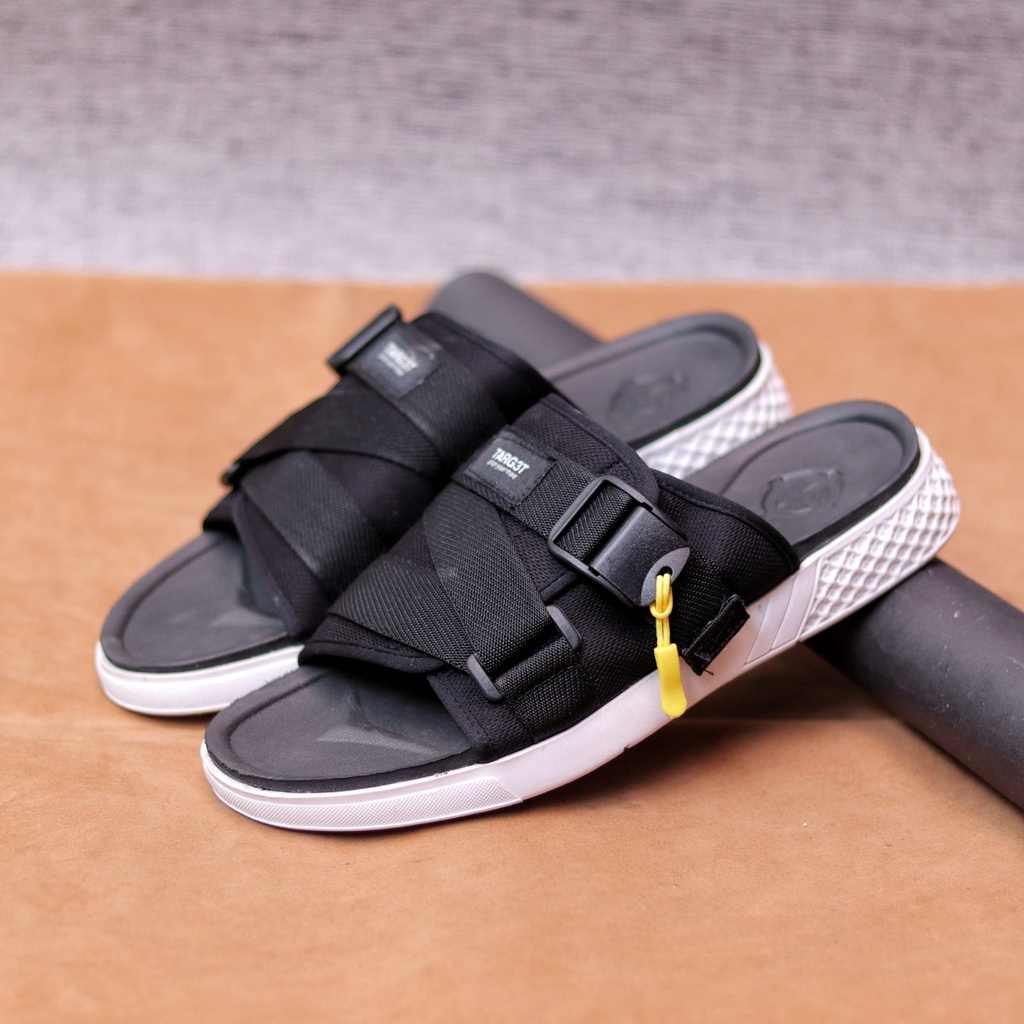 MOLK Sandal Kasual Slop Pria Sendal Slide Pria Hitam Original Distro Simple Trendy Kekinian