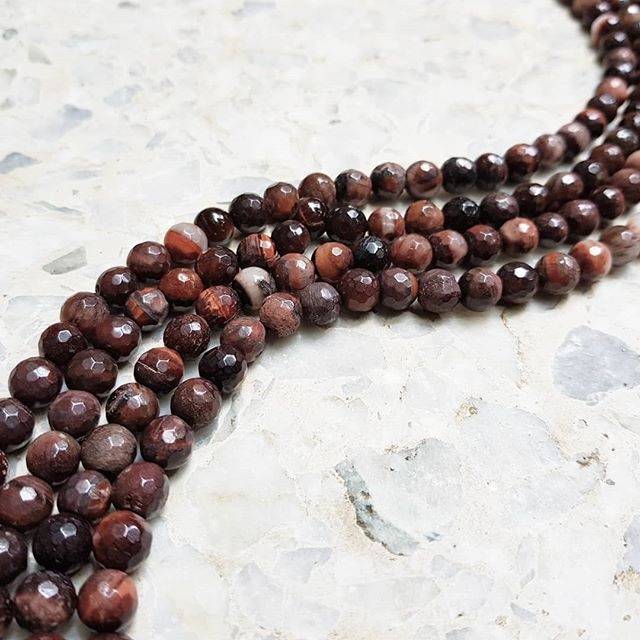 Tiger eye red cutting 8mm