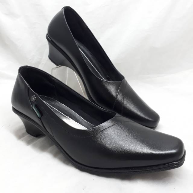 Sepatu kerja formal heels kulit asli kickers Br 512