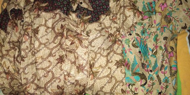 Kemeja Batik Pria Motif Seno Sakti