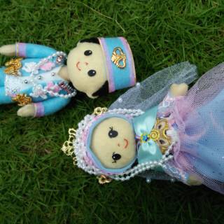 Boneka Flanel custom untuk  hias  mahar boneka pengantin  