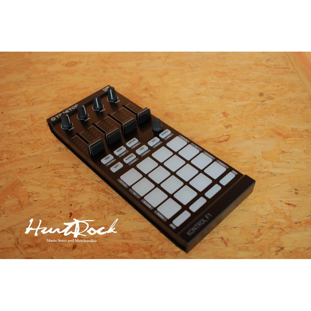 NATIVE INSTRUMENTS Traktor Kontrol F1 Dj Controller