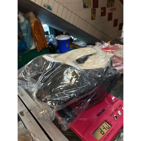 set perlengkapan pengantin