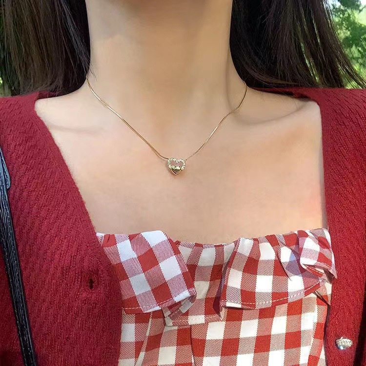 Kalung Rantai Klavikula Hias Liontin Hati Ganda Aksen Berlian Gaya Korea Untuk Wanita