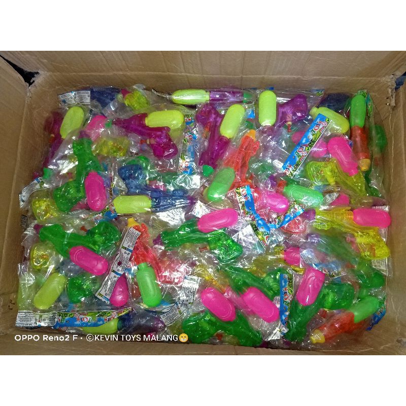 Mainan Anak Pistol air / Tembak-Tembakan air / water gun toys