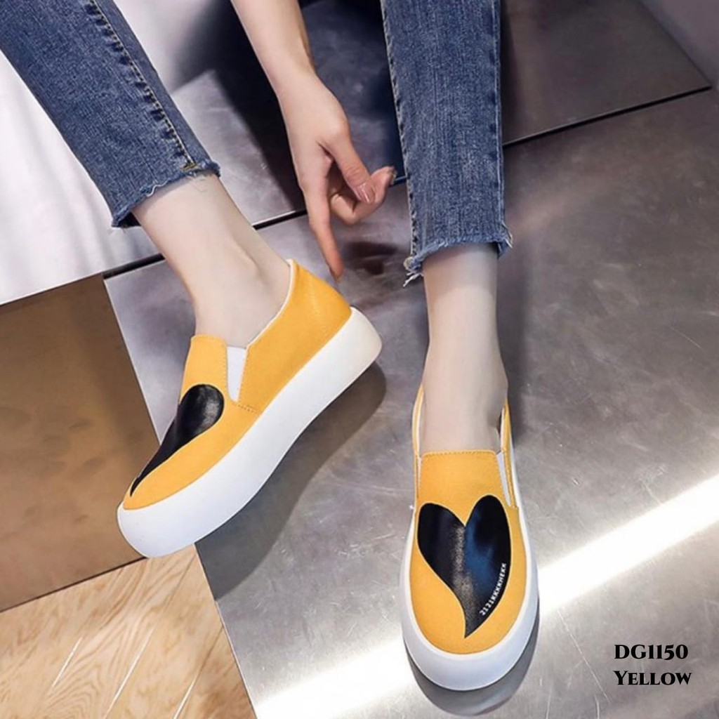 RESTOCK PRF Sneakers Highsole Heart Style Commuter DG1150