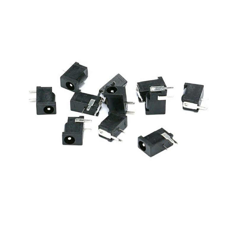 socket 3pin senter kepala.