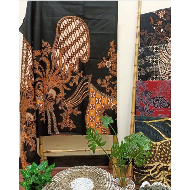 15 Motif batik Lawasan / Batik Solo / Batik sragen / batik cap / batik tulis / batik sogan  batik tunik / dress batik / batik lianasari / batik keris / batik nurhasida / batik windasari / batik danar hadi / batik semar / batik cahayasari / batik prabuseno