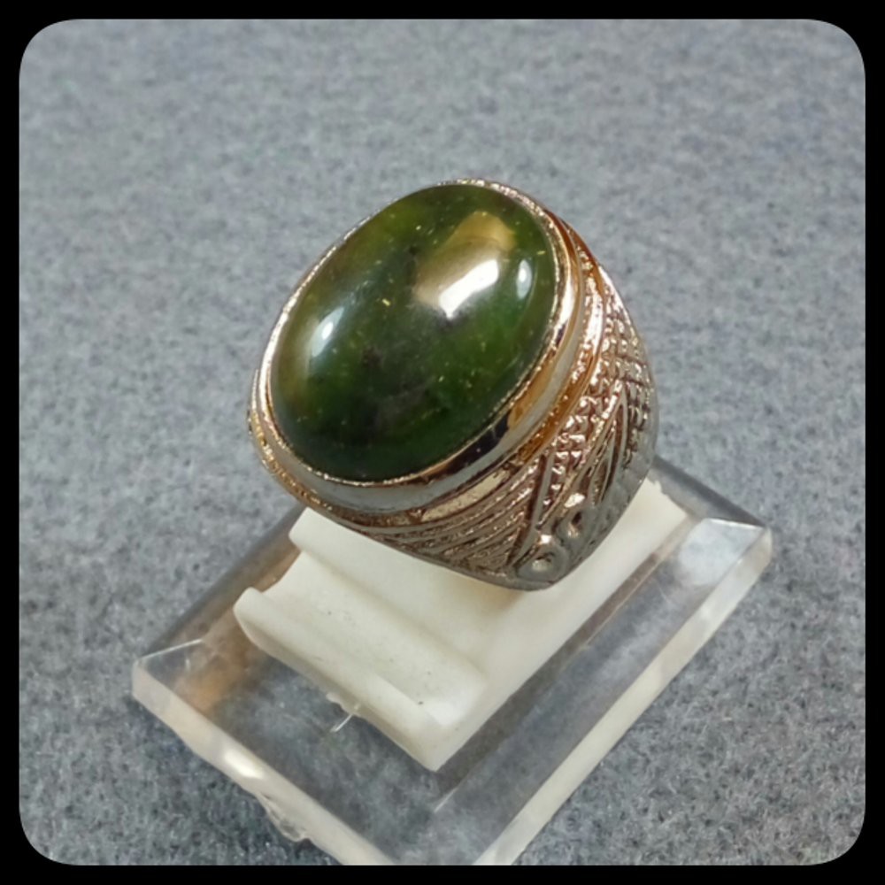 CINCIN BLACK JADE SIZE KANTORAN TEMBUS KRISTAL