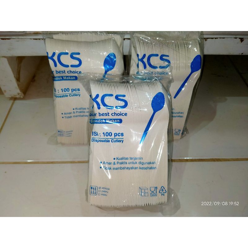 Sendok makan plastik KCS Putih - Bening. Sendok plastik