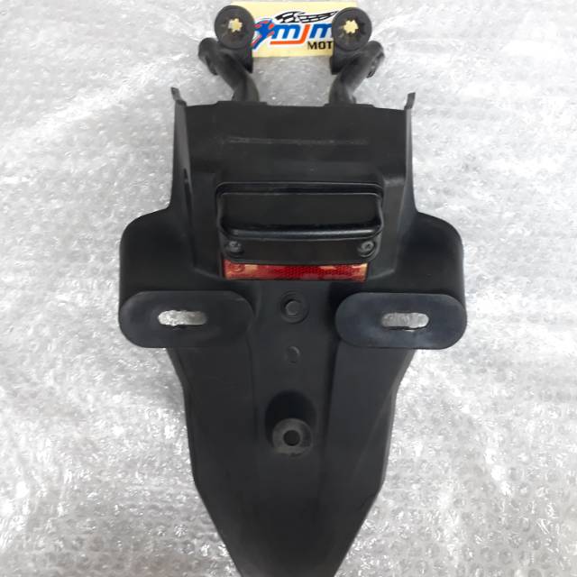 spakbor belakang cbr 150 cbu spakbor breket spakbor belakang cbr 150 thailand