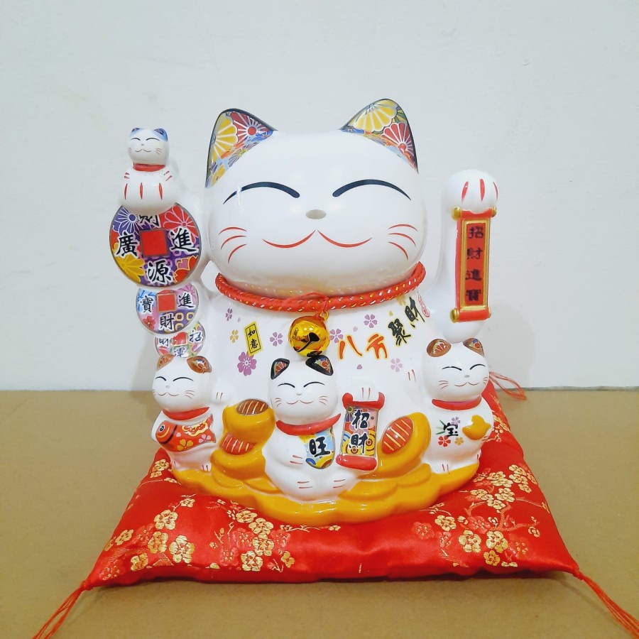 PAJANGAN KUCING LUCKY CAT MANEKI NEKO KADO MURAH MANEKI