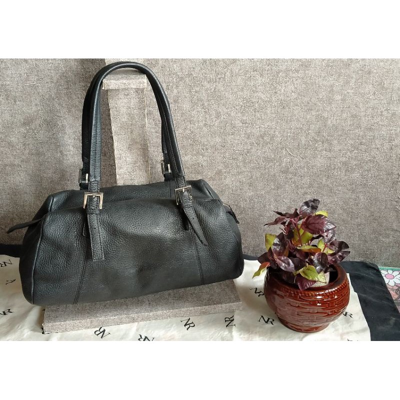 Neighborhood Preloved