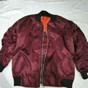 jaket bomber maroon scot resleting besi