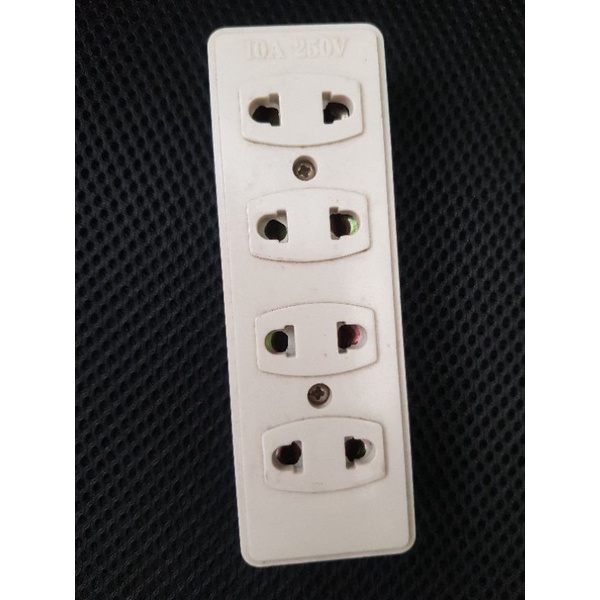 Terminal Listrik Dexta 4 Lubang