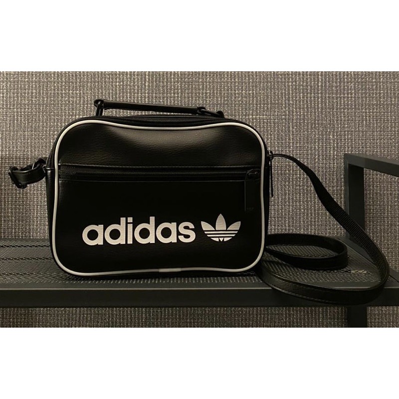 Adidas Vintage Airliner Bag