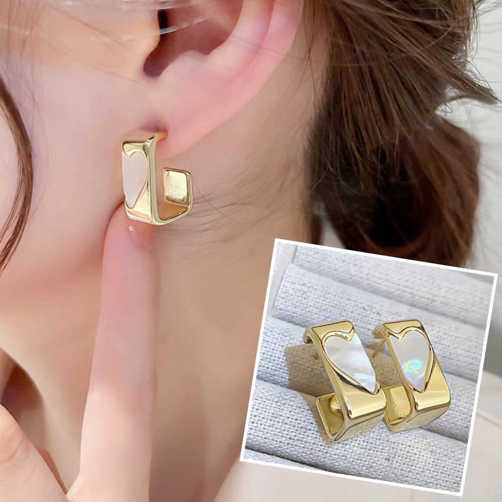 Anting Bentuk Kotak Bahan Metal Gaya Korea Untuk Wanita