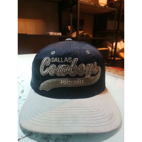 (SOLD)  topi starter vintage dallas cowboys