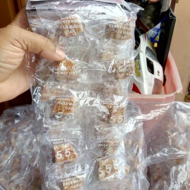 

kemenyan madu 555 12 sachet 1 renteng