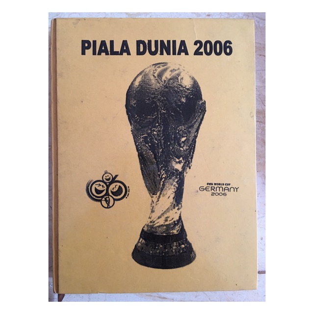 Buku kliping koran piala dunia 2006 fifa world cup germany keliping newspaper bola disusun M Nasir Y