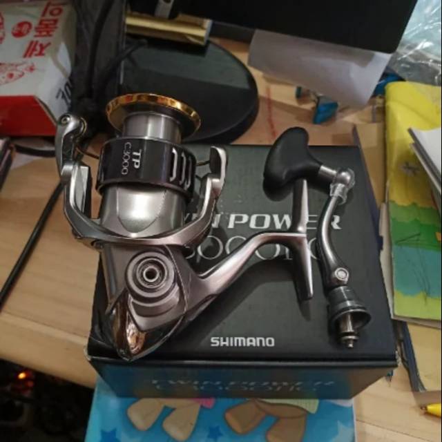 Reel shimano twin power C3000HG