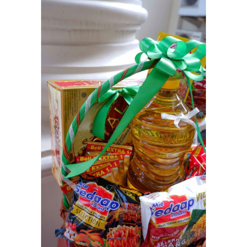 

VR Paket Parcel Ramadan tipe GOLD Hampers Idul Fitri Murah Ready Stock