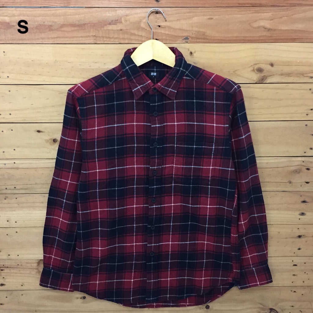 Kemeja Flannel Uniqlo Size S