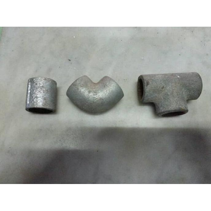 Dapatkan Sambungan Drat Pipa Besi 3/4" / Sok Keni T Tee Lurus Belok 3/4 Inch Berkualitas